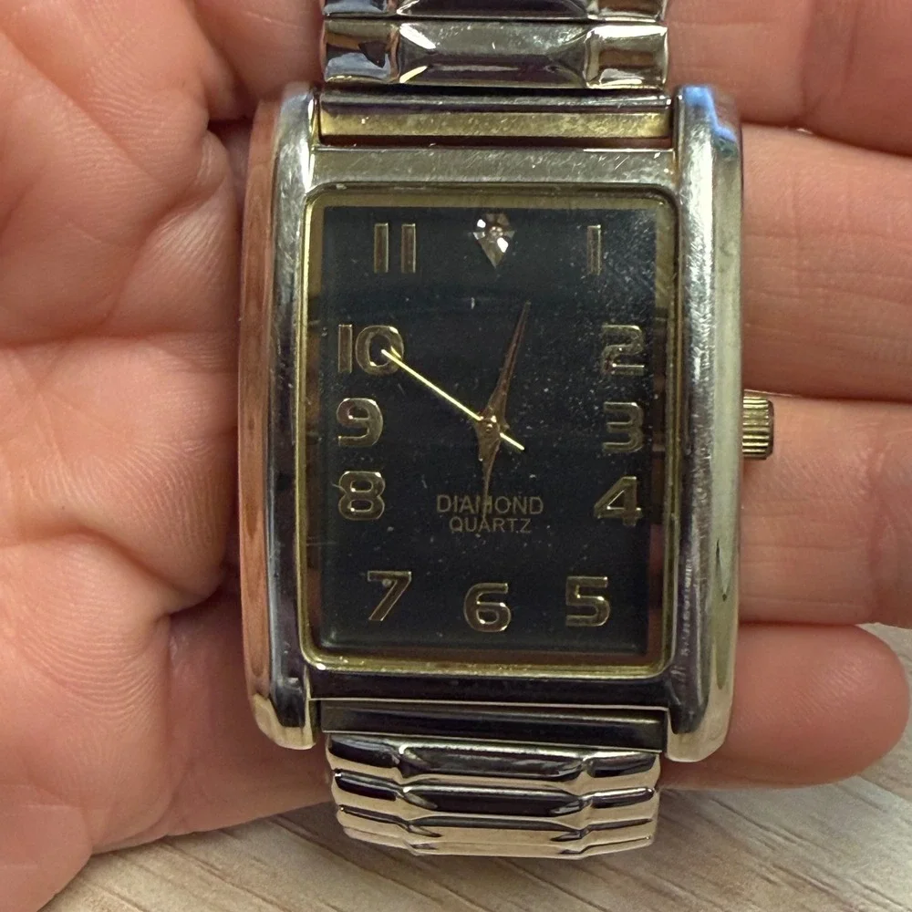 Vintage Diamond Quartz Two Tone Tank Watch Black Dial Expansion Band Rectangular